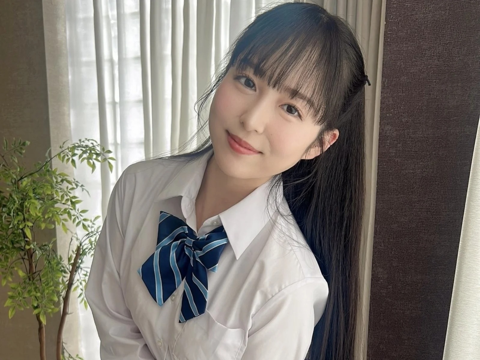 本庄玲_独家曝光甜美偶像大尺度写真泄密74张珍藏