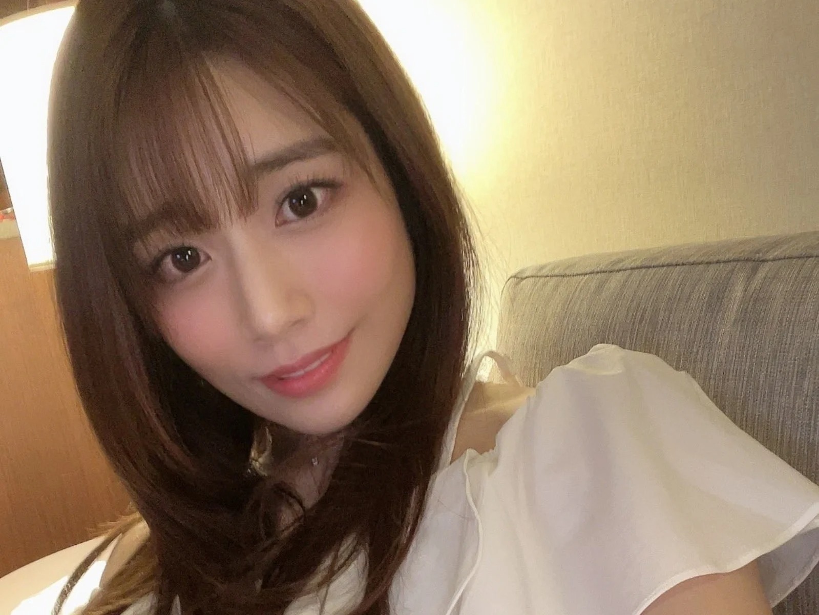 白峰美羽_知性女神大尺度写真遭泄密72张