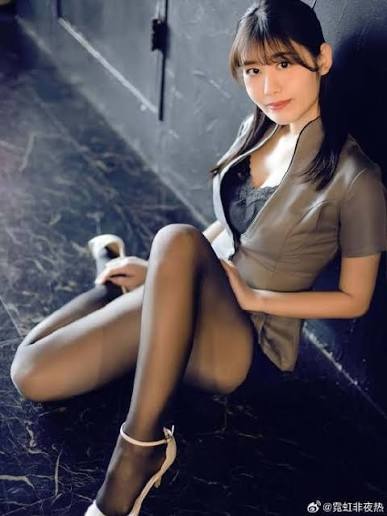 神宫寺奈绪_熟女天花板私密写真外泄69张