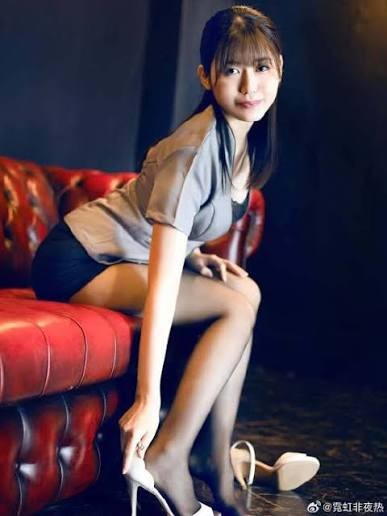 神宫寺奈绪_熟女天花板私密写真外泄69张